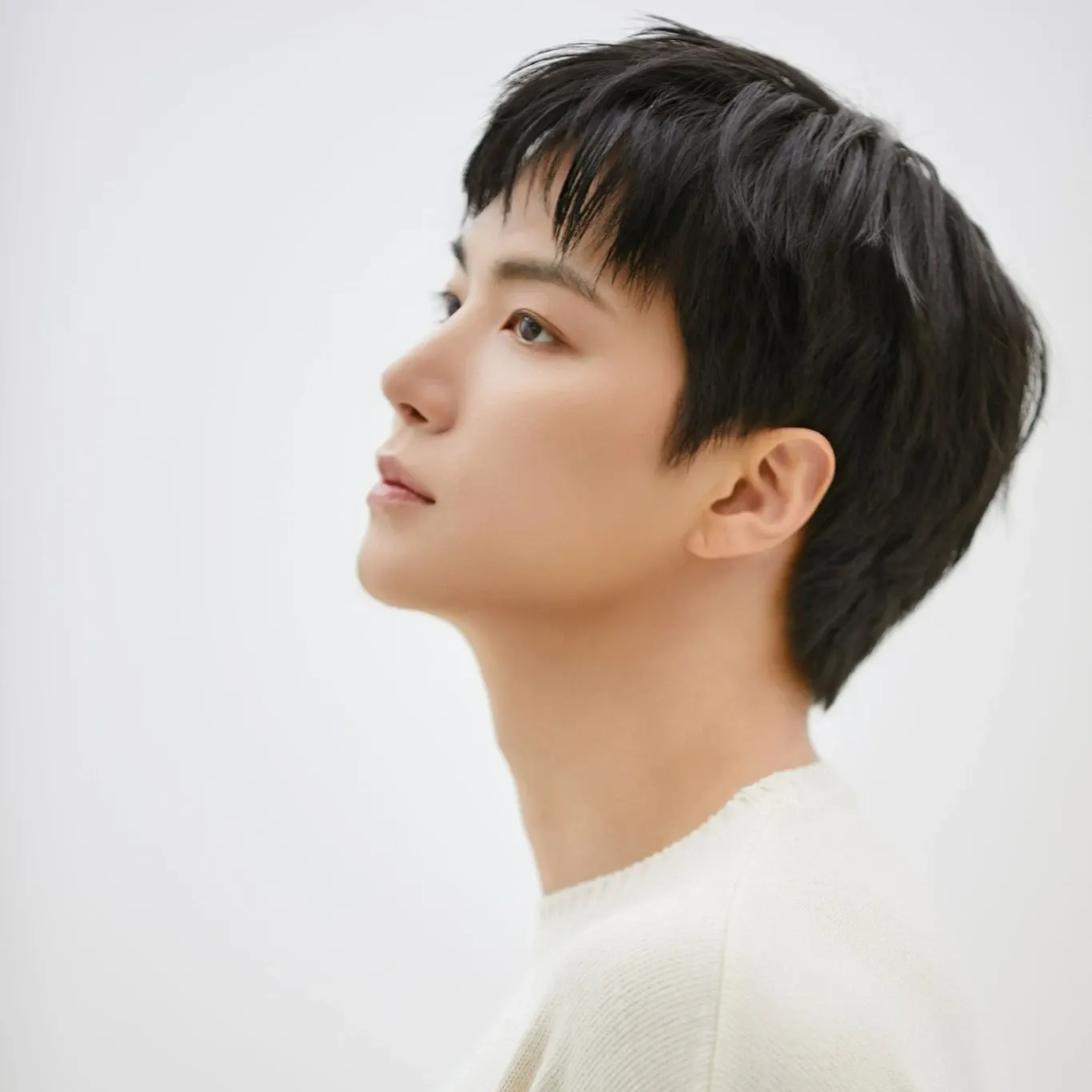 Recent activity shot of Kim Jonghyeon