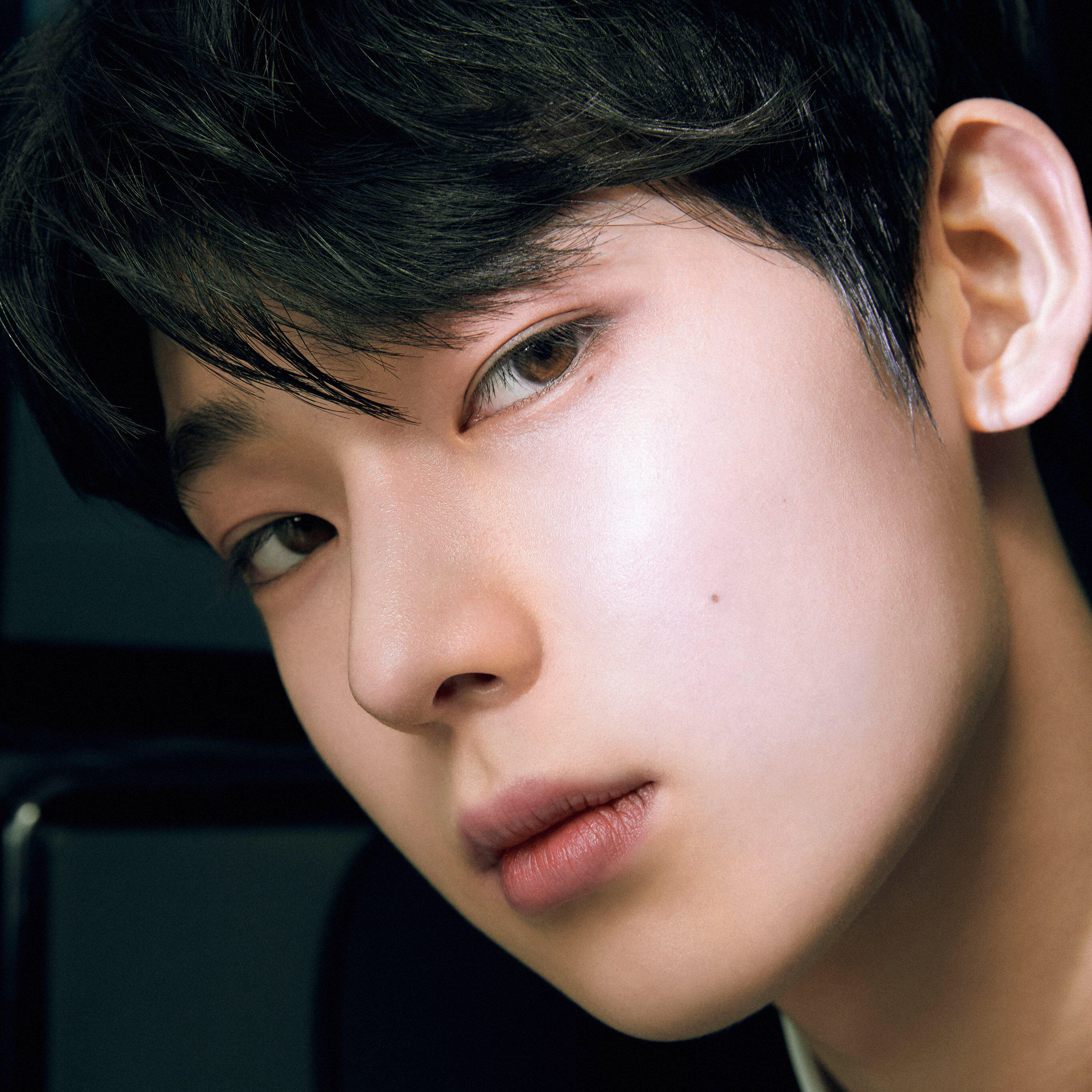 선우 (ENHYPEN)의 비하인드 컷