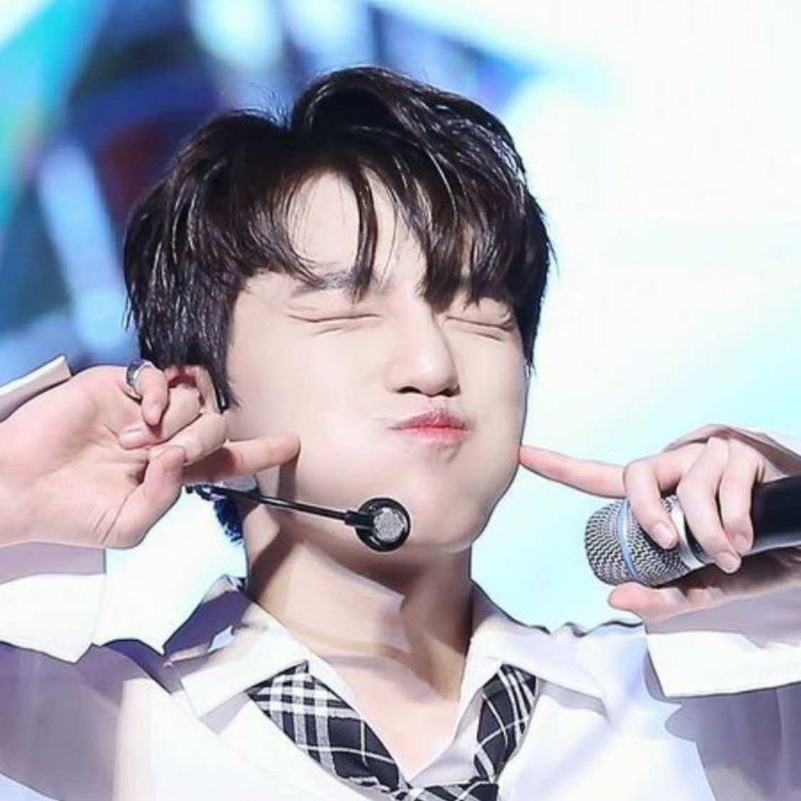 Latest photo of Dino (SEVENTEEN)