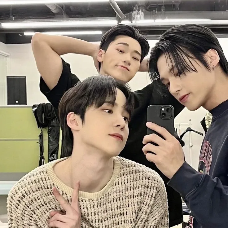 에이티즈의 최신 사진