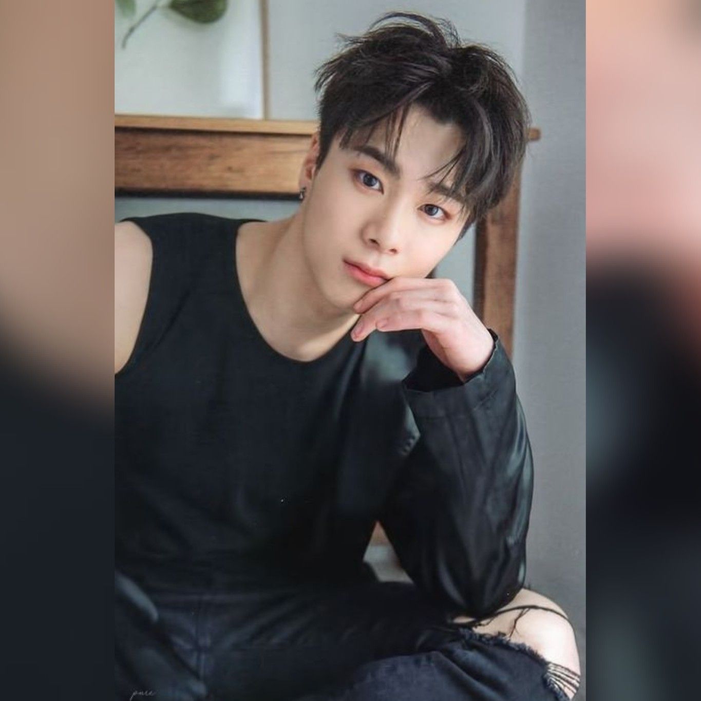 Latest photo of Moonbin (ASTRO)