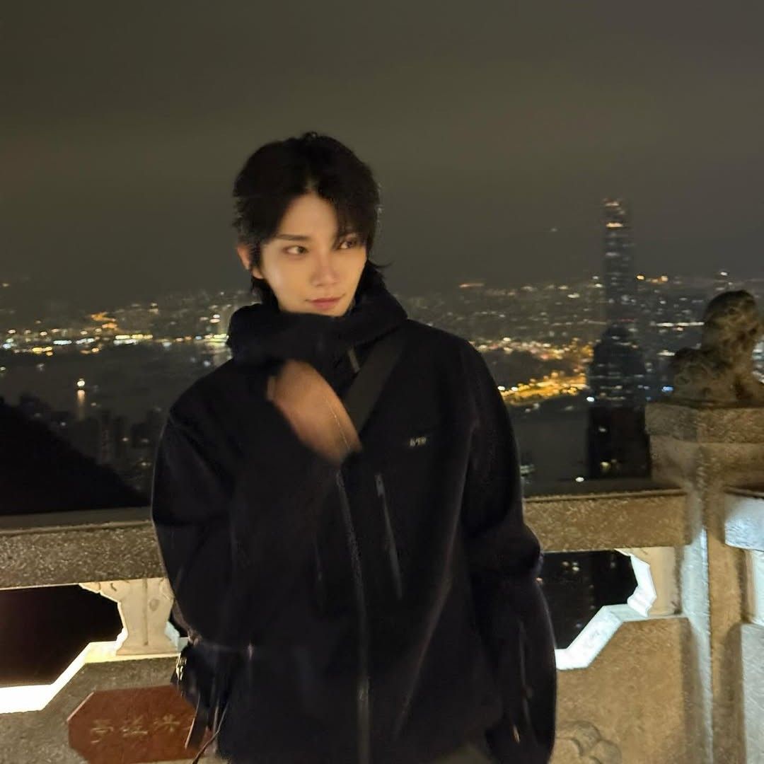 Recent activity shot of Joshua (SEVENTEEN)