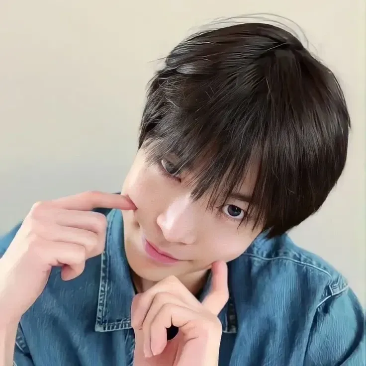 ドヨン (NCT 127)の最近の活動写真