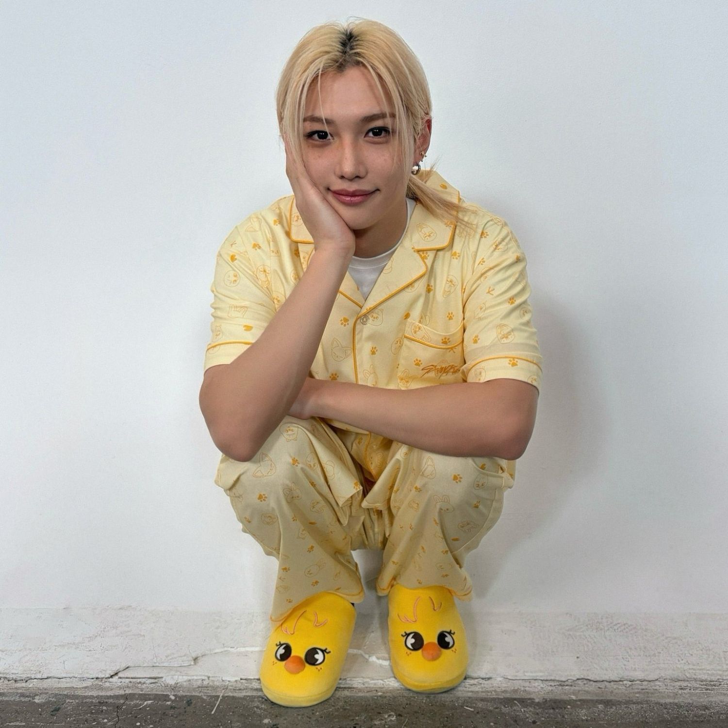 Behind-the-scenes cut of Felix (Stray Kids)