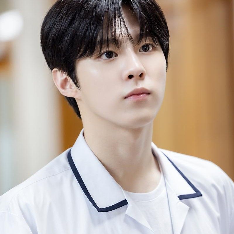 김우석 최근 활동샷