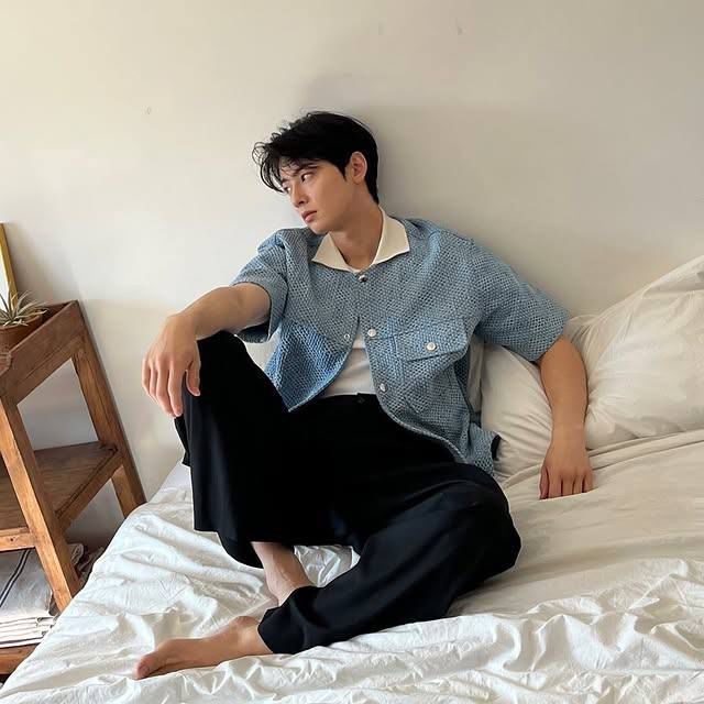 Recent activity shot of Eunwoo (ASTRO)