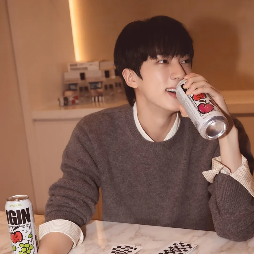 Foto terbaru Jin (BTS)