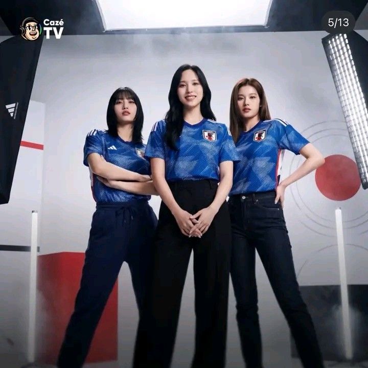 Foto terbaru Mina (TWICE)