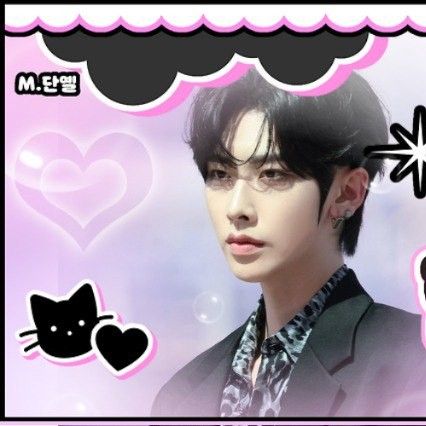 A moment captured by Ricky's fan