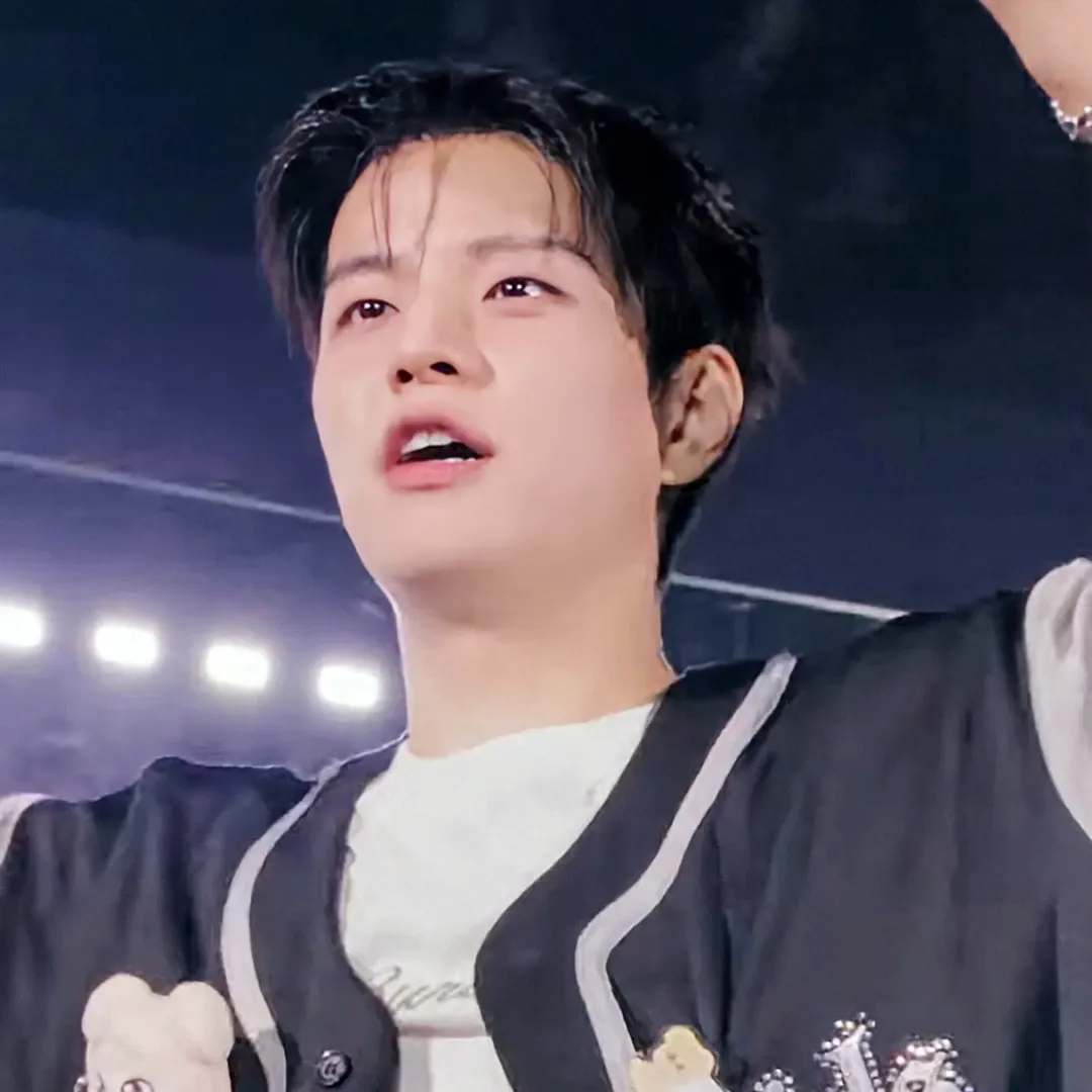 Behind-the-scenes cut of Seungmin (Stray Kids)