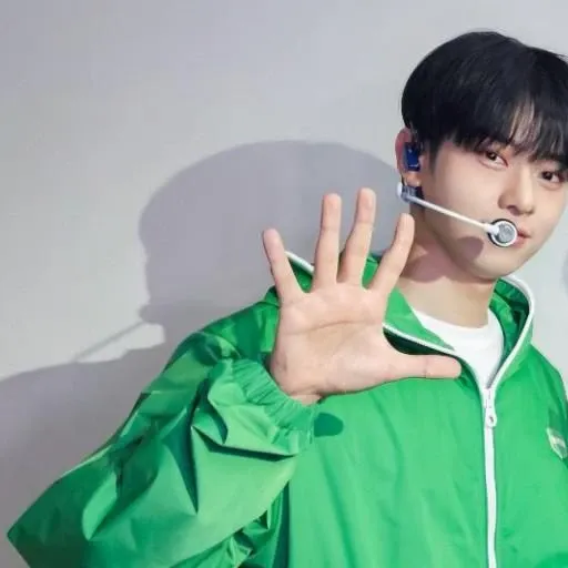 A moment captured by AB6IX's fan