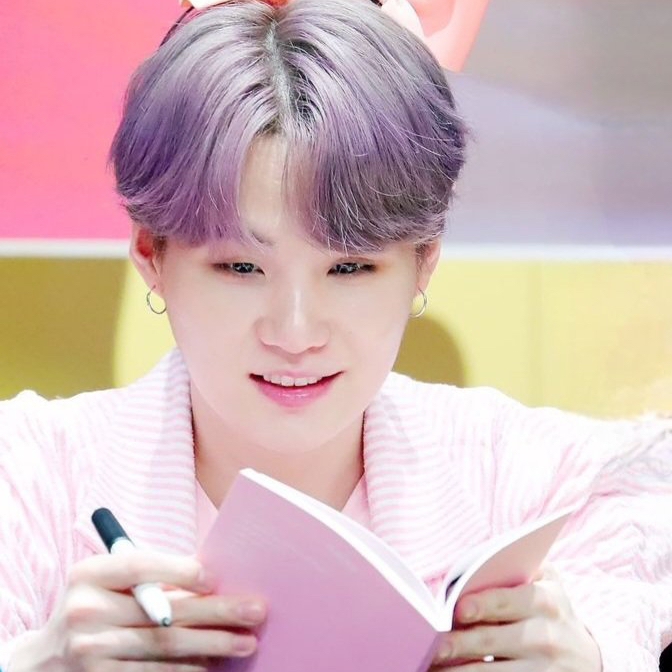 SUGA (BTS)の最新写真