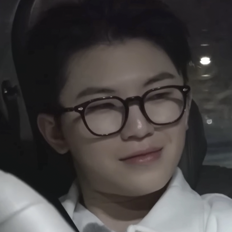 Latest photo of Woozi (SEVENTEEN)
