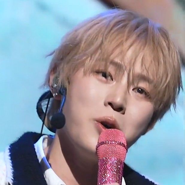 하성운의 비하인드 컷