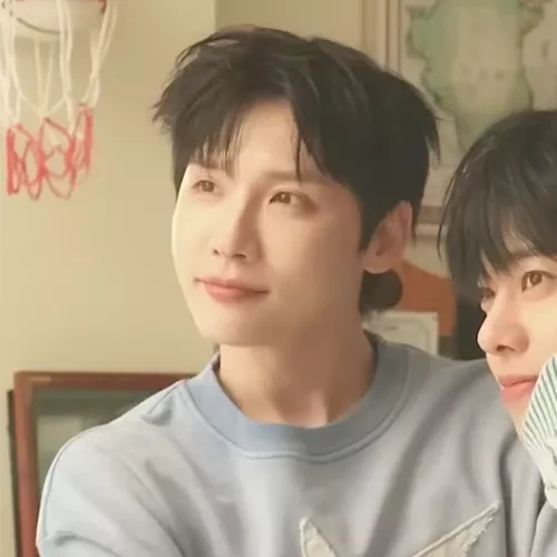 Recent activity shot of AB6IX