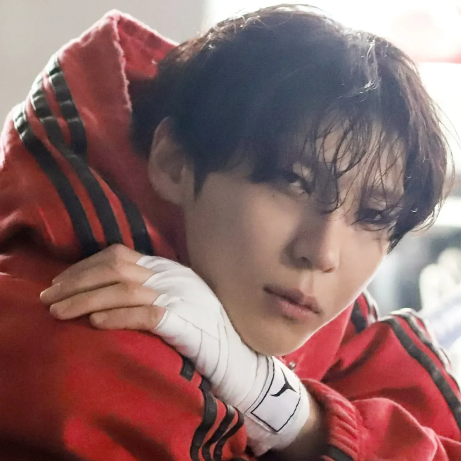 Recent activity shot of LEO (VIXX)