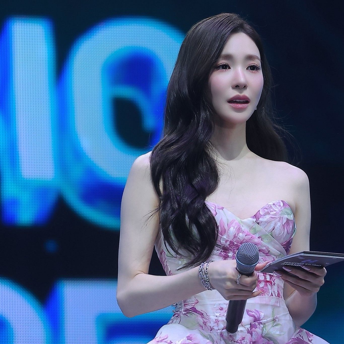 Tiffany Young (少女时代)的幕后花絮