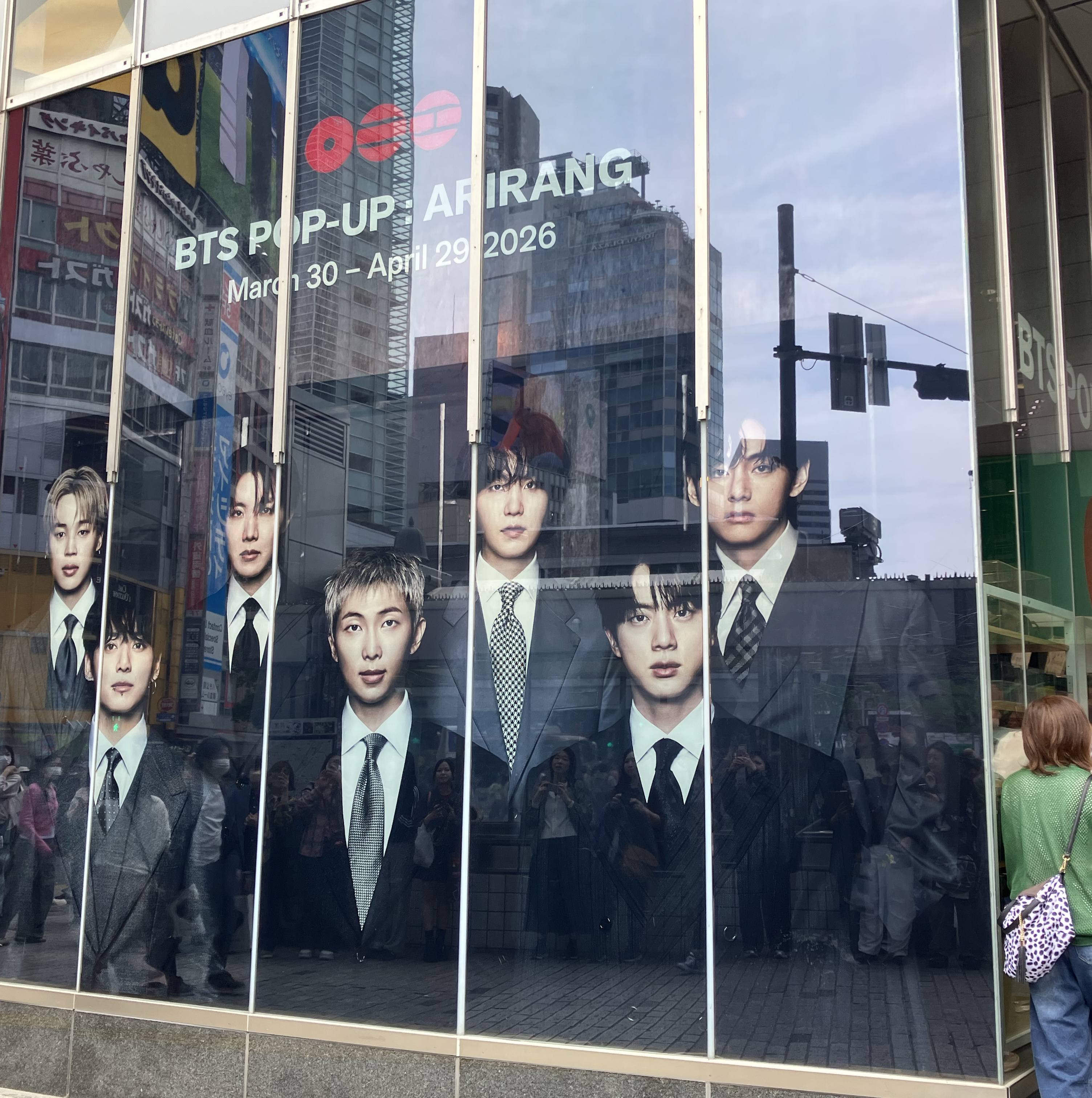 A moment captured by V (BTS)'s fan