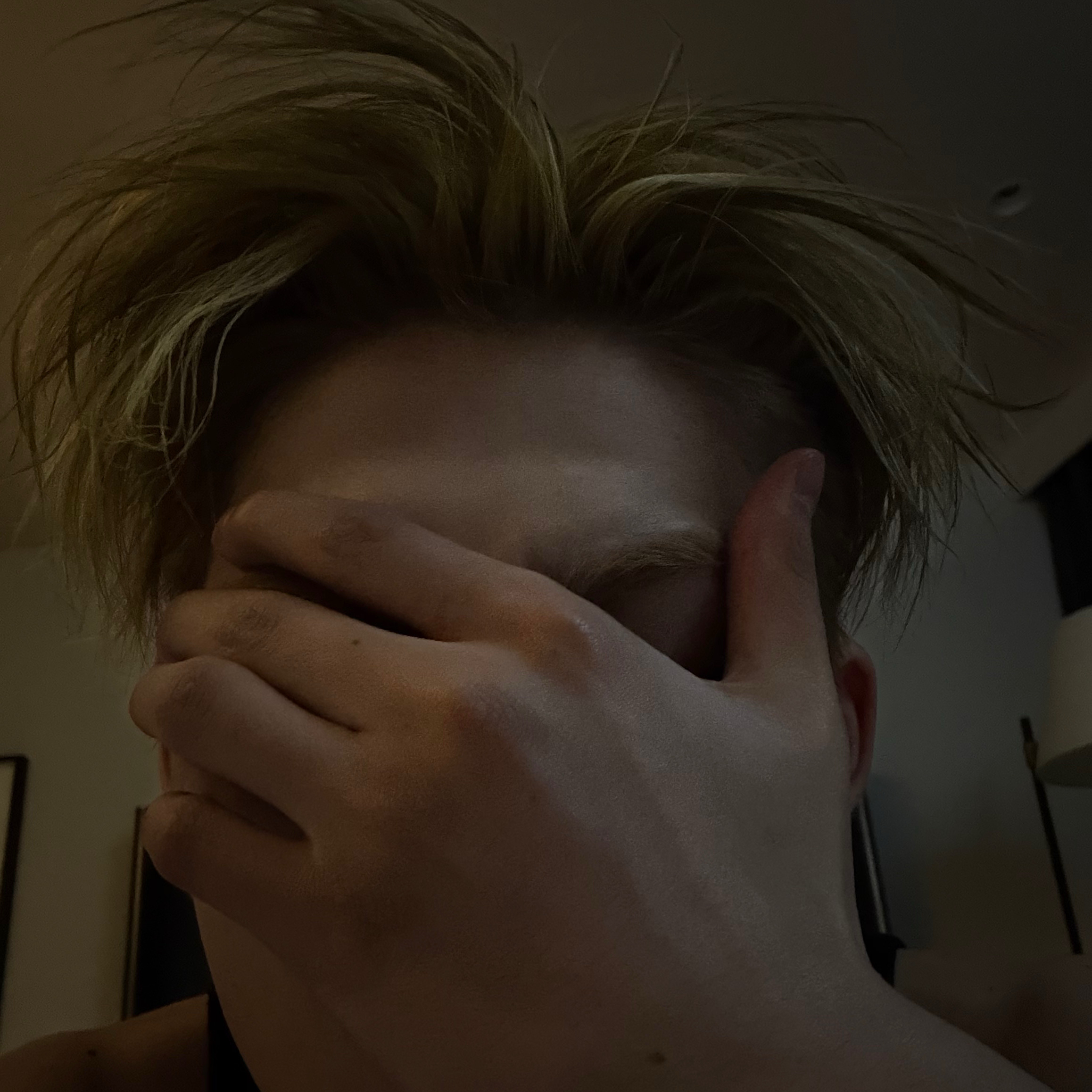 Foto aktivitas terbaru NI-KI (ENHYPEN)