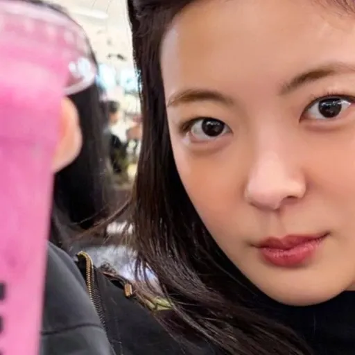 리아 (ITZY)의 비하인드 컷