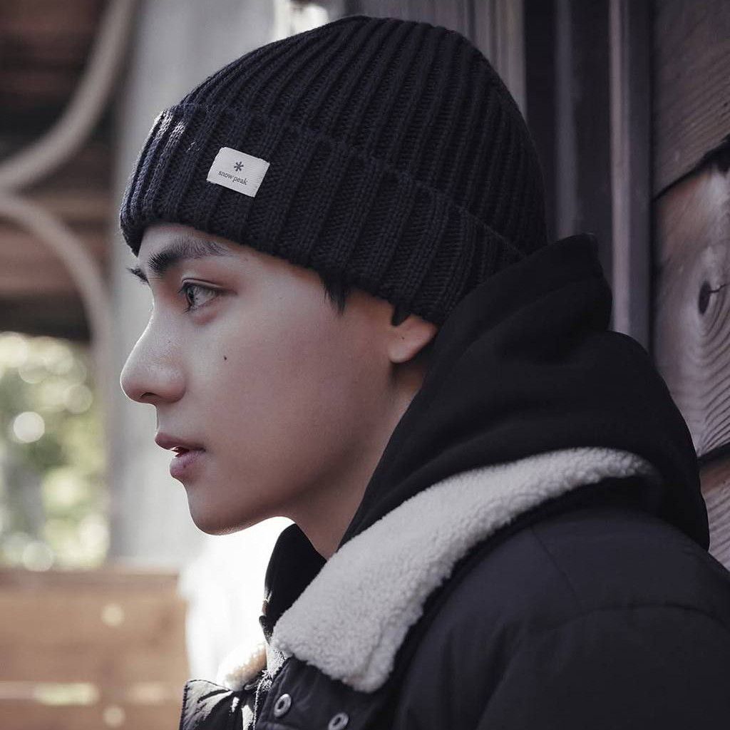 뷔 (방탄소년단)의 비하인드 컷