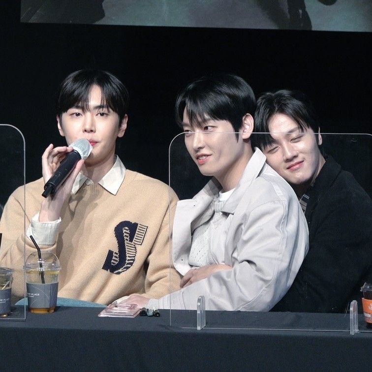 Momen yang diabadikan oleh penggemar SF9