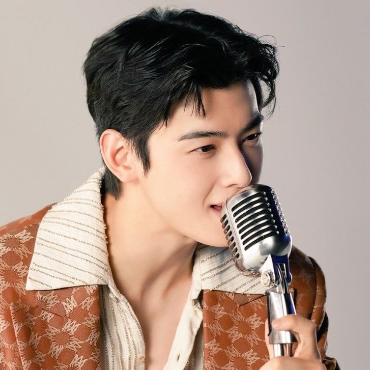 Latest photo of Eunwoo (ASTRO)