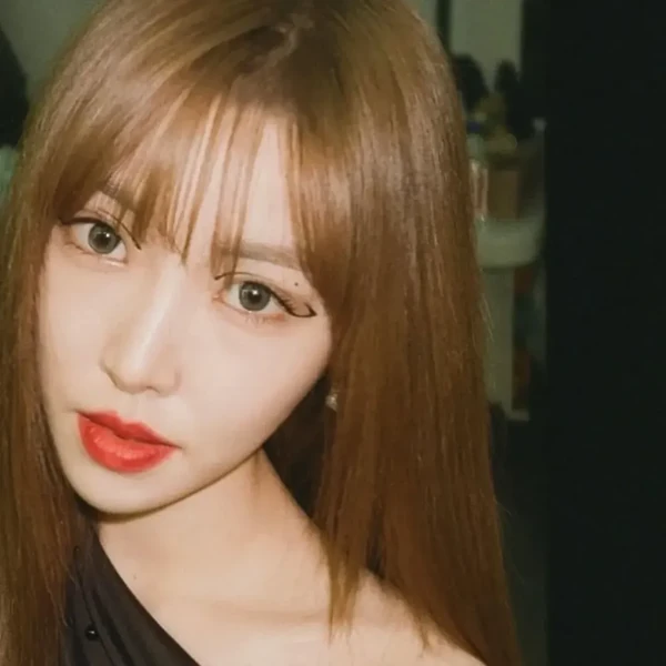 Shining profile picture of Yuju (GFRIEND) on today's Choeaedol