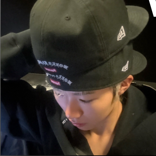 Behind-the-scenes cut of Wonjun (WHIB)