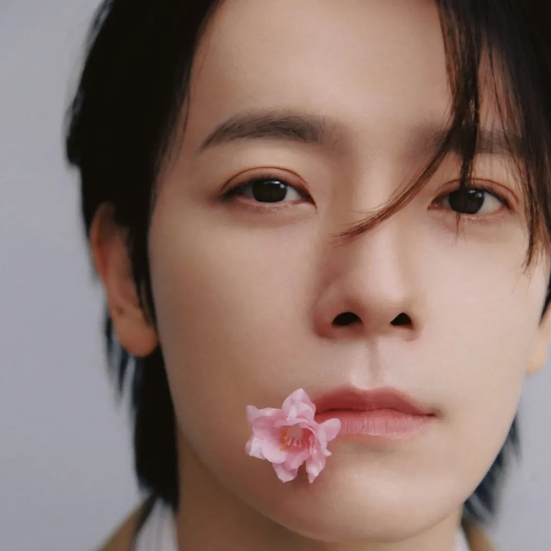 Behind-the-scenes cut of Donghae (Super Junior)