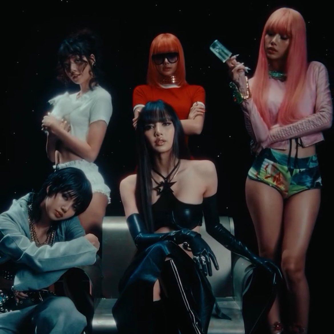 리사 (BLACKPINK)의 비하인드 컷