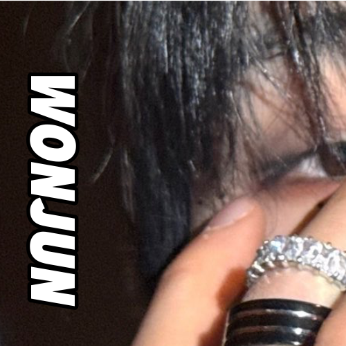 A moment captured by Wonjun (WHIB)'s fan