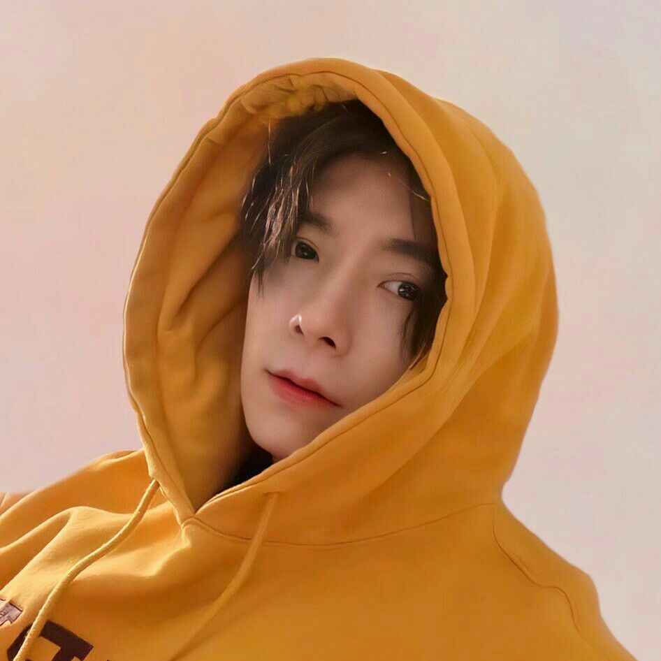 Momen yang diabadikan oleh penggemar Donghae (Super Junior)