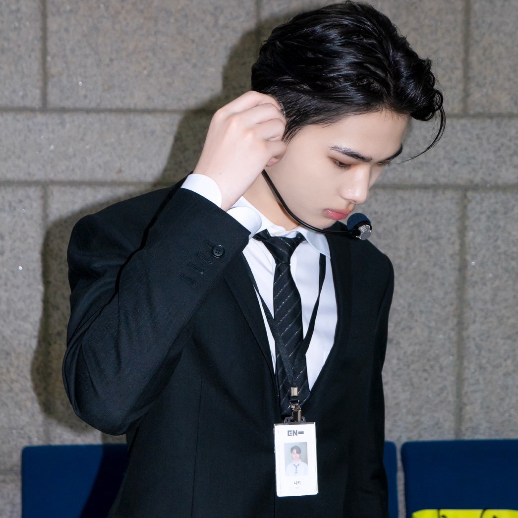 ニキ (ENHYPEN)の舞台裏ショット