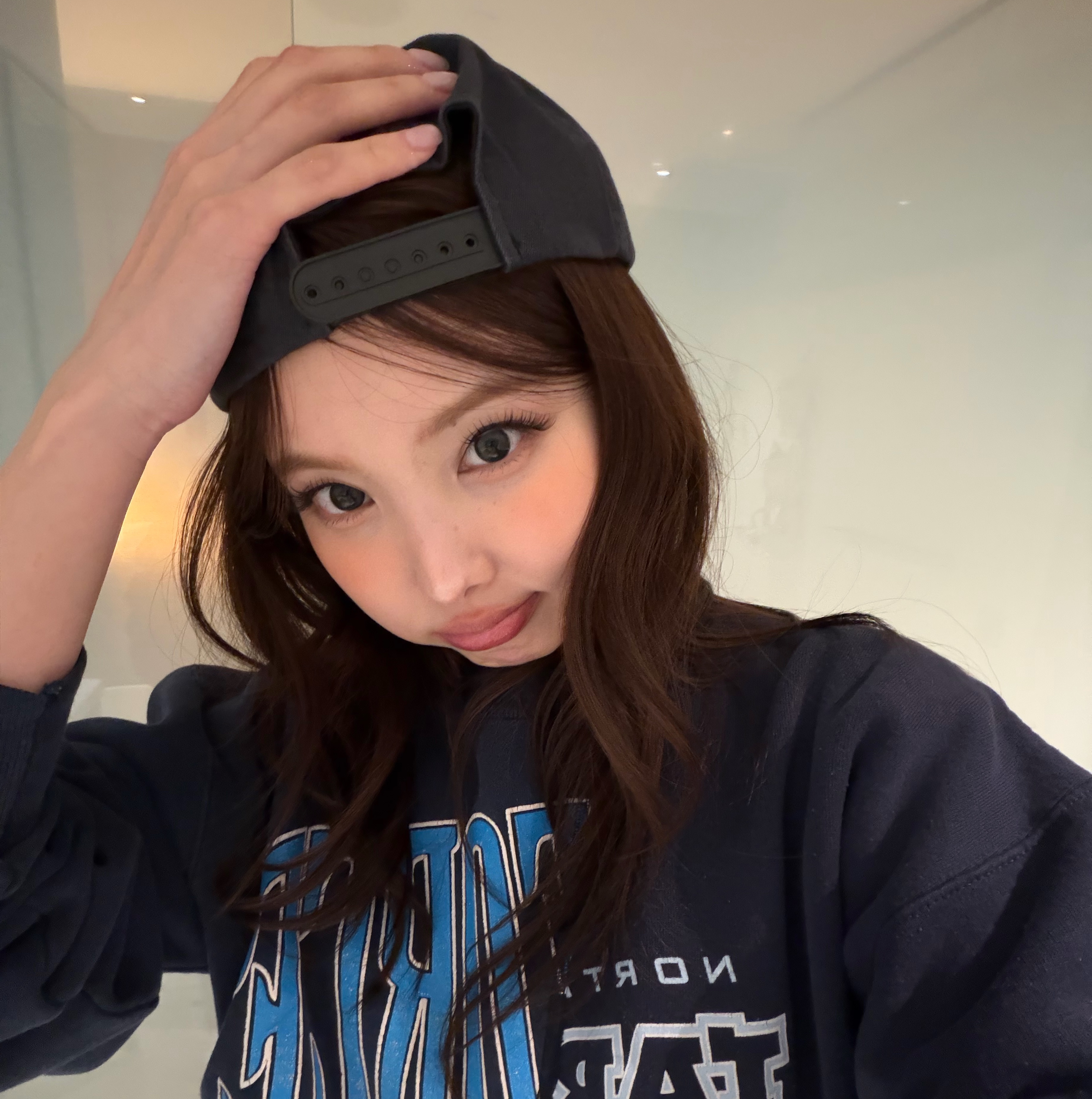 Potret di balik layar Nayeon (TWICE)