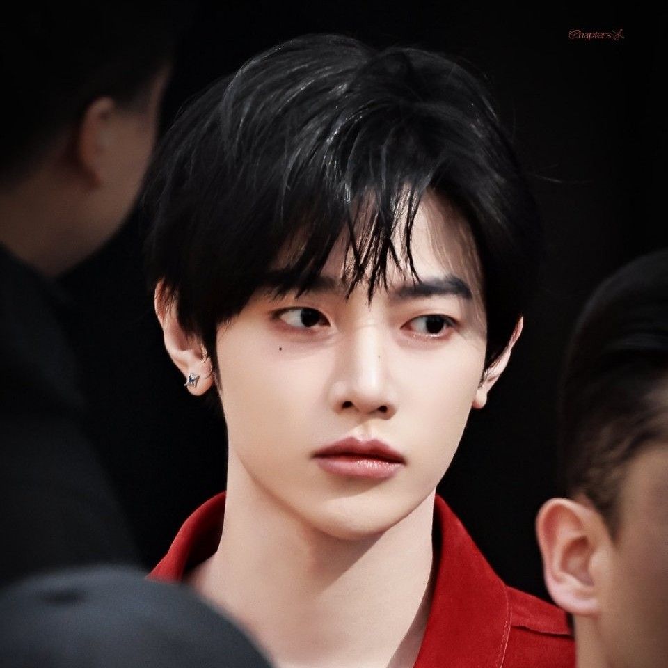 A moment captured by Zhang Hao (ZEROBASEONE)'s fan