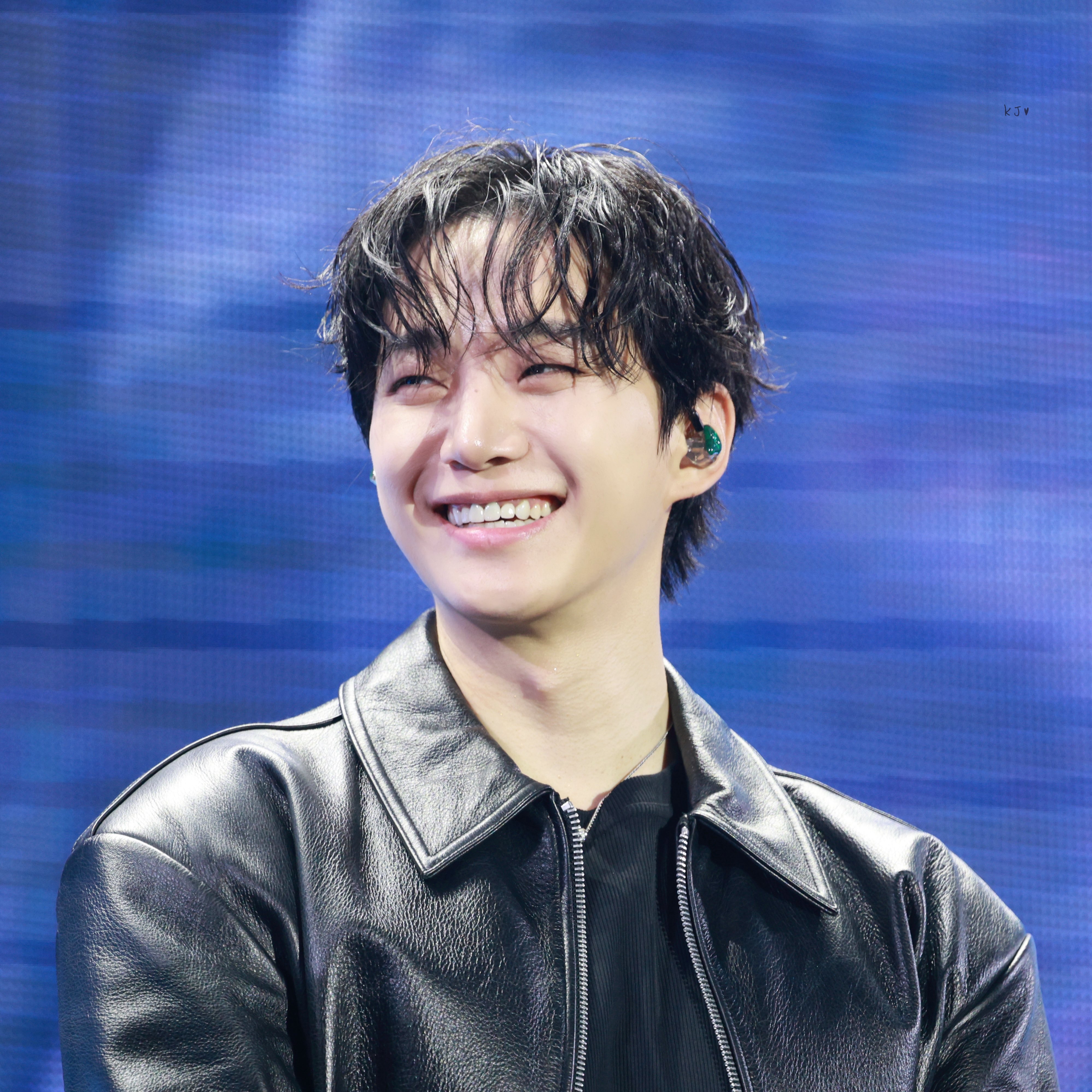 Behind-the-scenes cut of Junho (2PM)