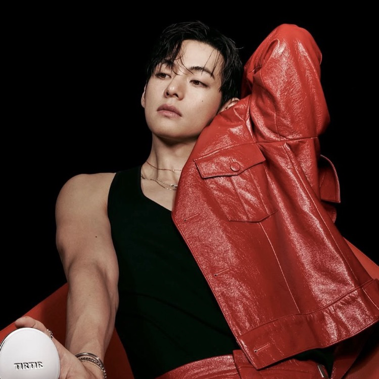 V (BTS)の舞台裏ショット