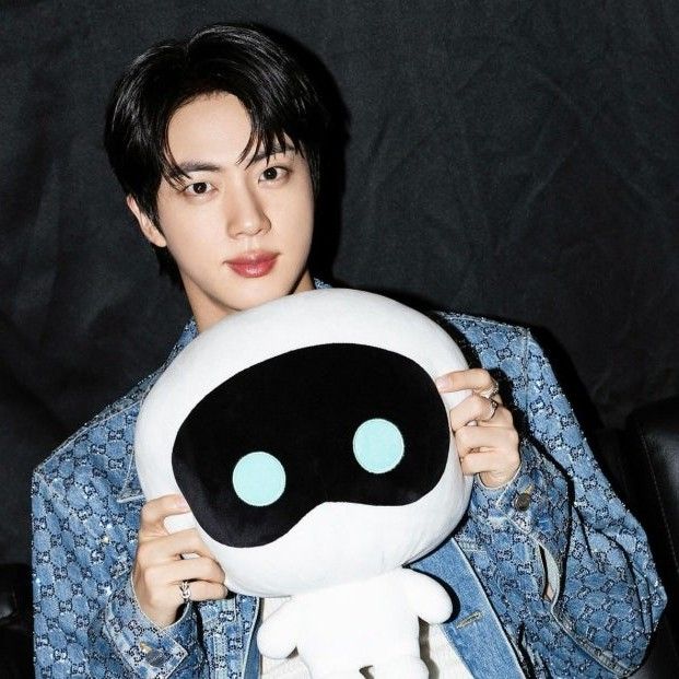 Jin (防弹少年团)的最新照片