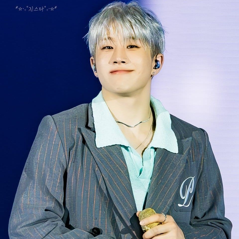 Behind-the-scenes cut of Jinjin (ASTRO)