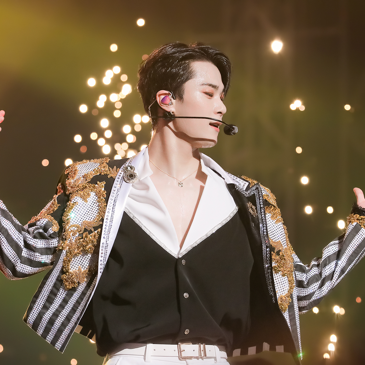 Recent activity shot of Moonbin (ASTRO)