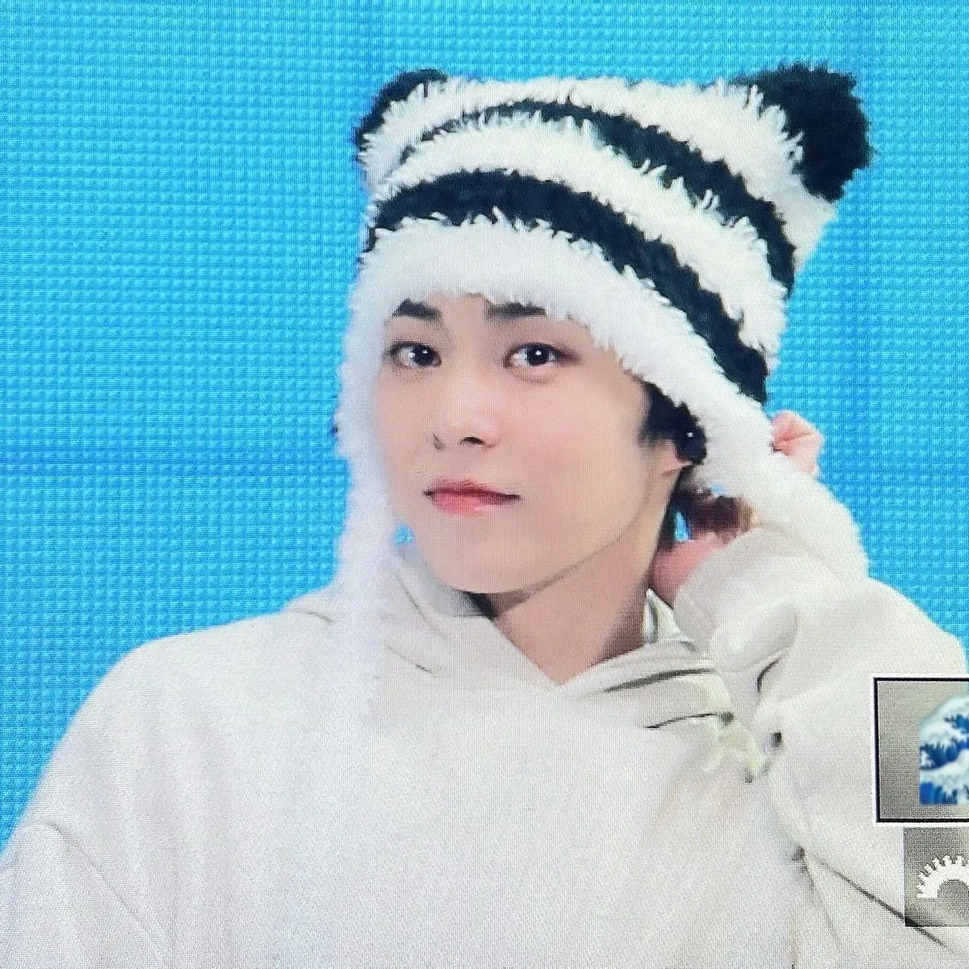 Behind-the-scenes cut of Xiumin (EXO)