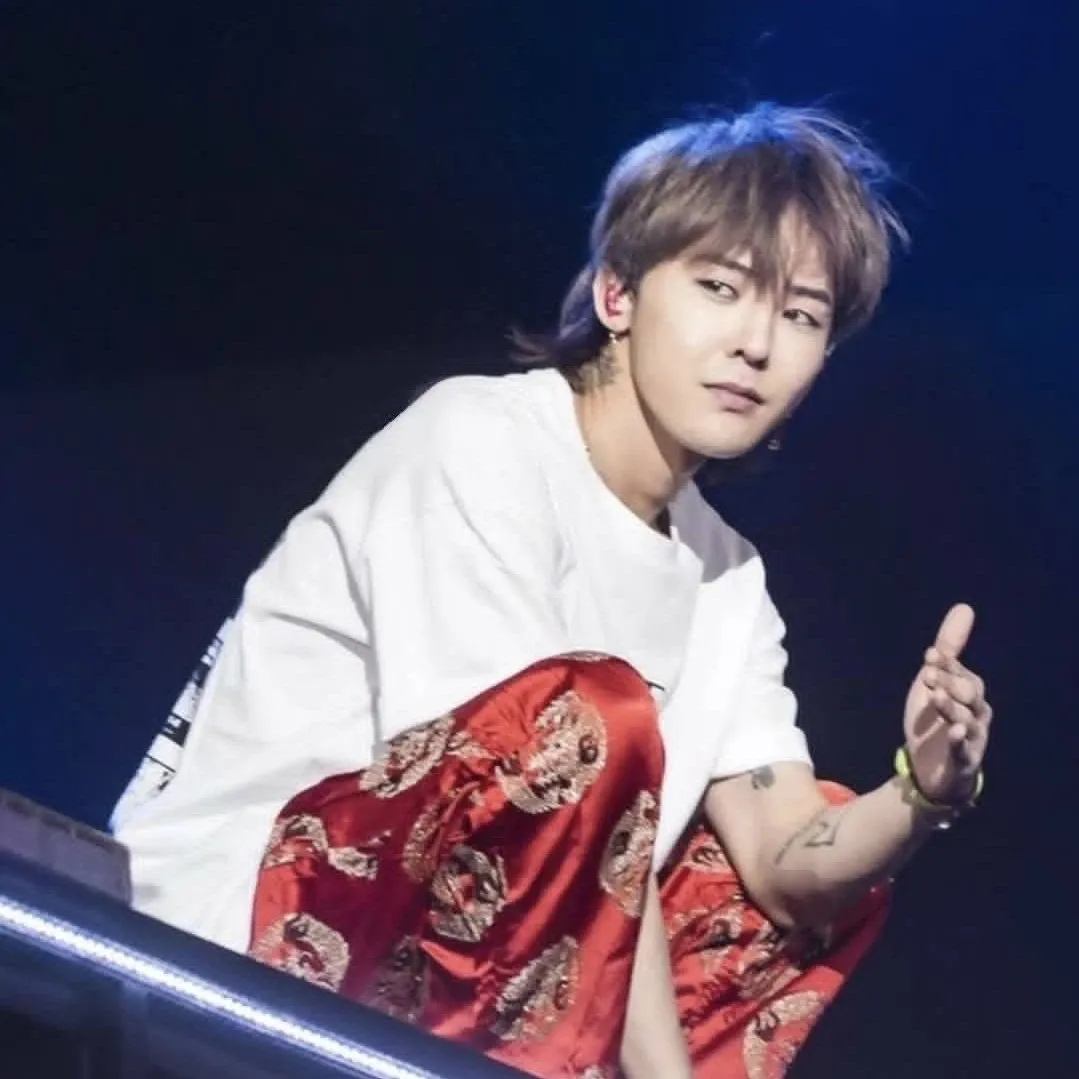 Latest photo of G-DRAGON (BIGBANG)