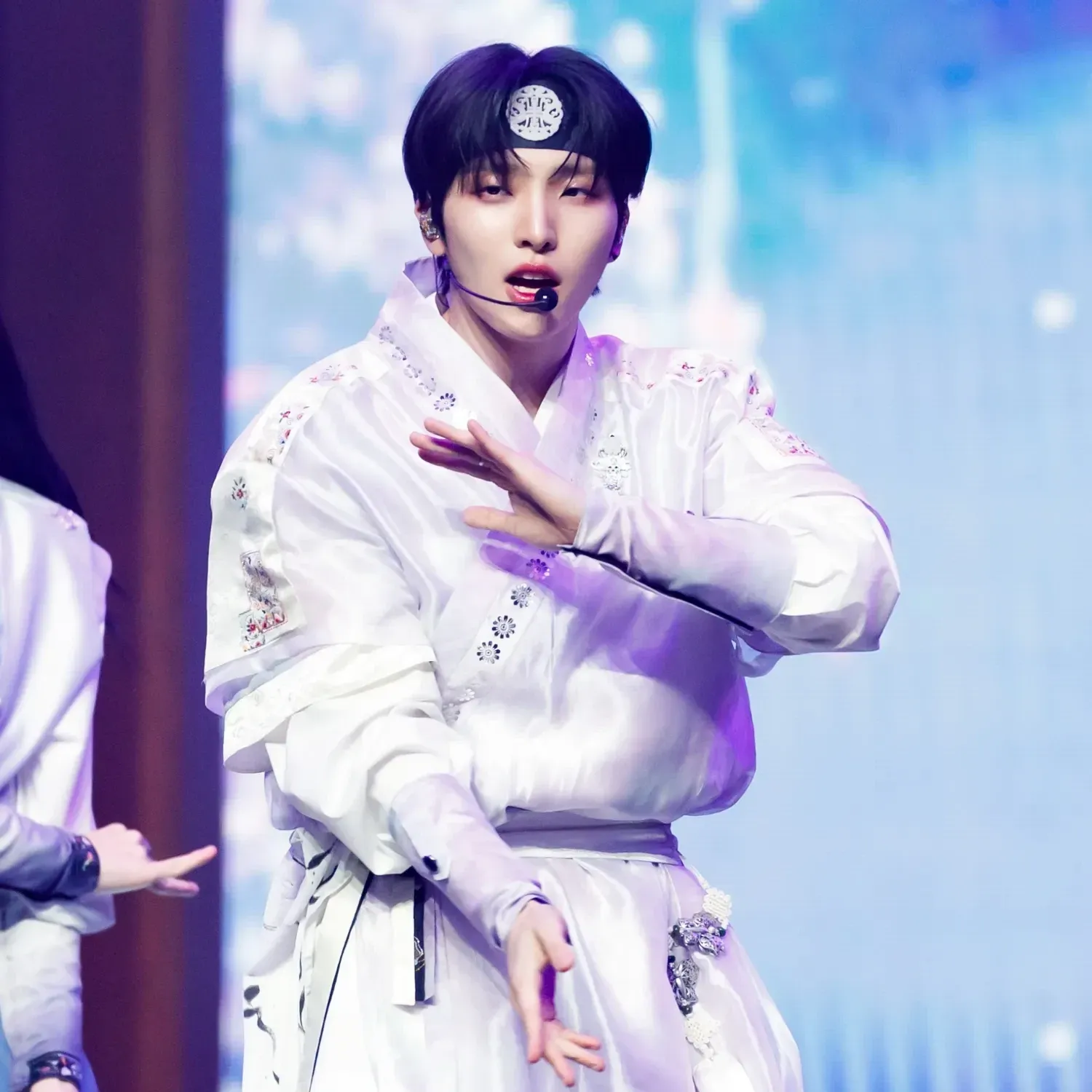 Behind-the-scenes cut of Seoho (ONEUS)