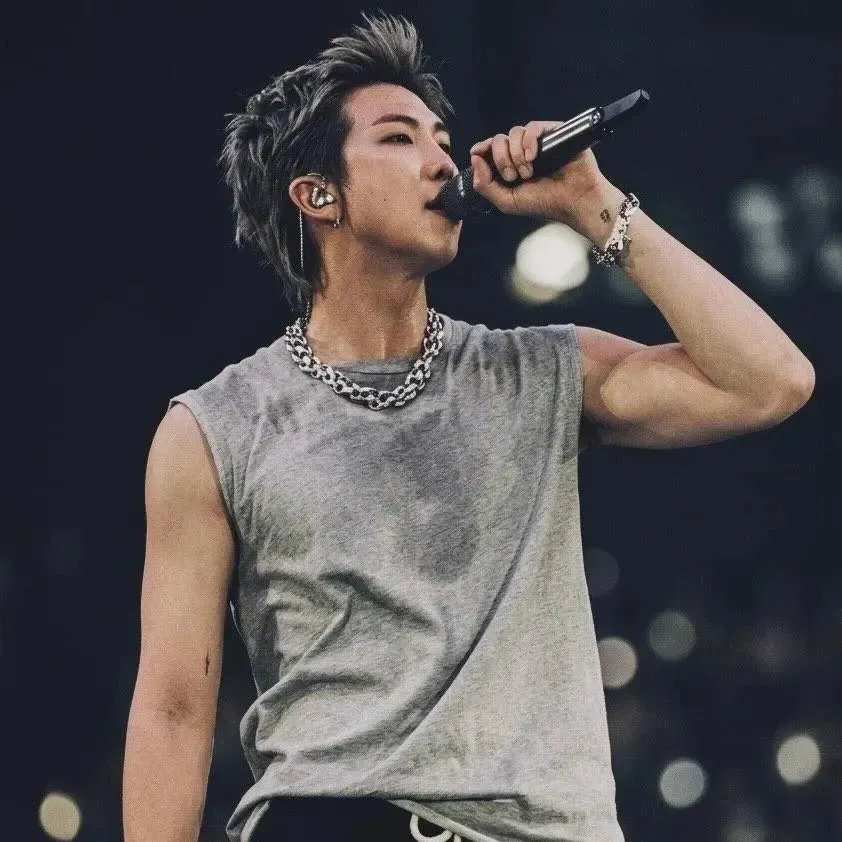 RM (방탄소년단)의 비하인드 컷