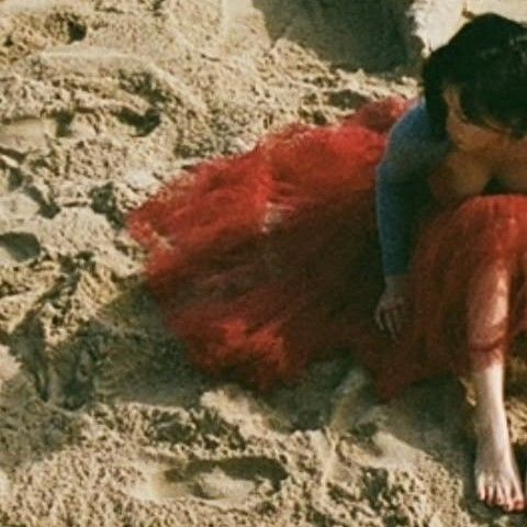 华莎 (MAMAMOO)的幕后花絮