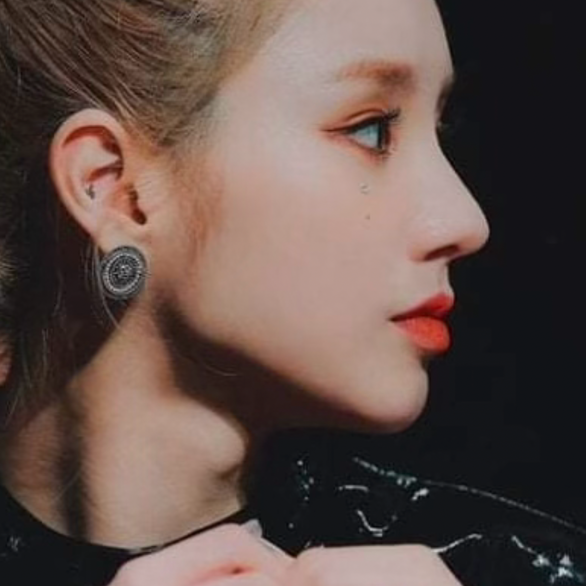 Recent activity shot of HeeJin (ARTMS)