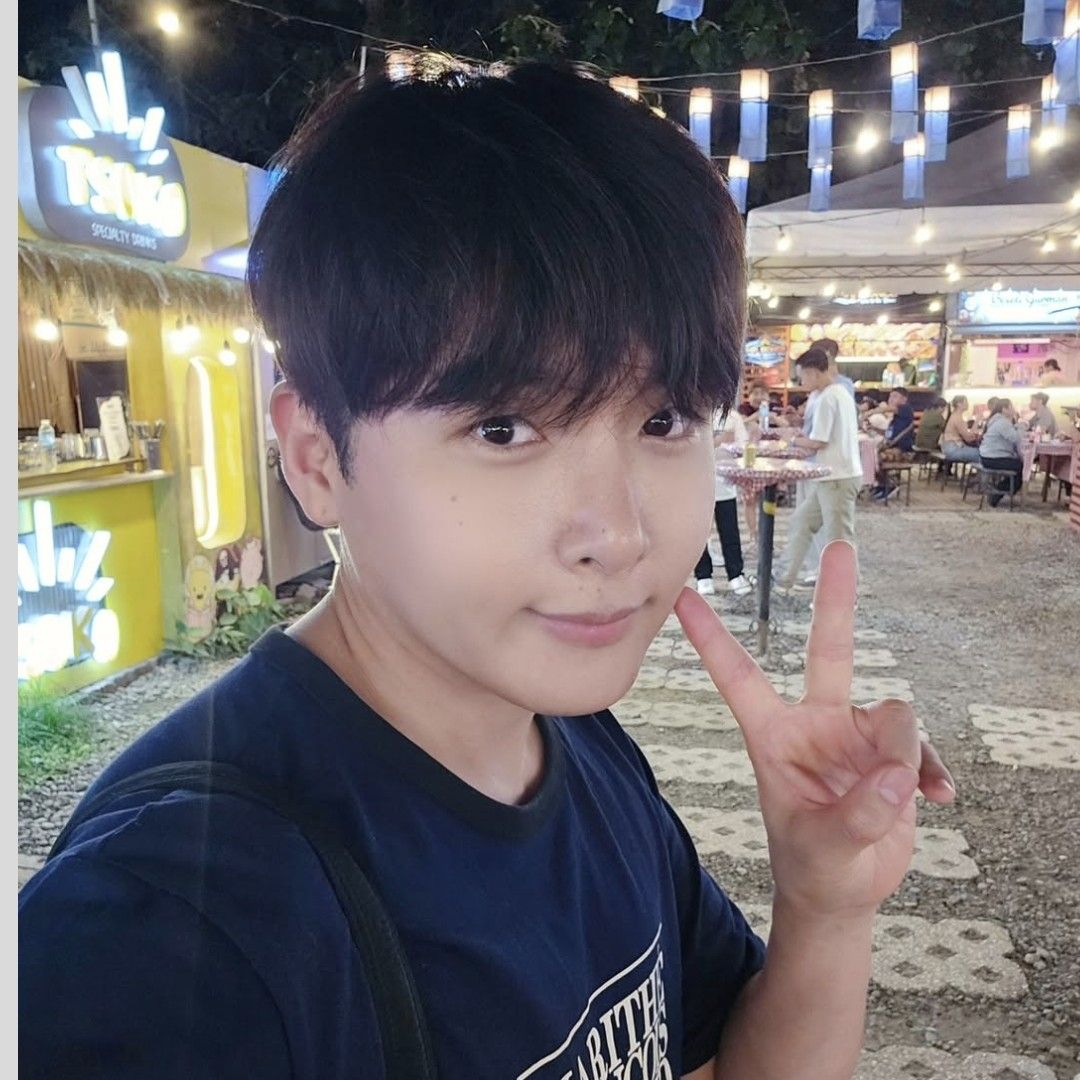 A moment captured by Ryeowook (Super Junior)'s fan