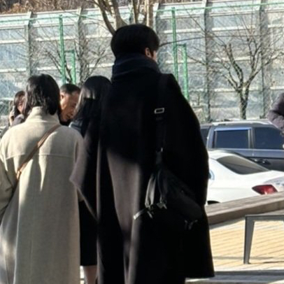 A moment captured by Kim Yohan (WEi)'s fan