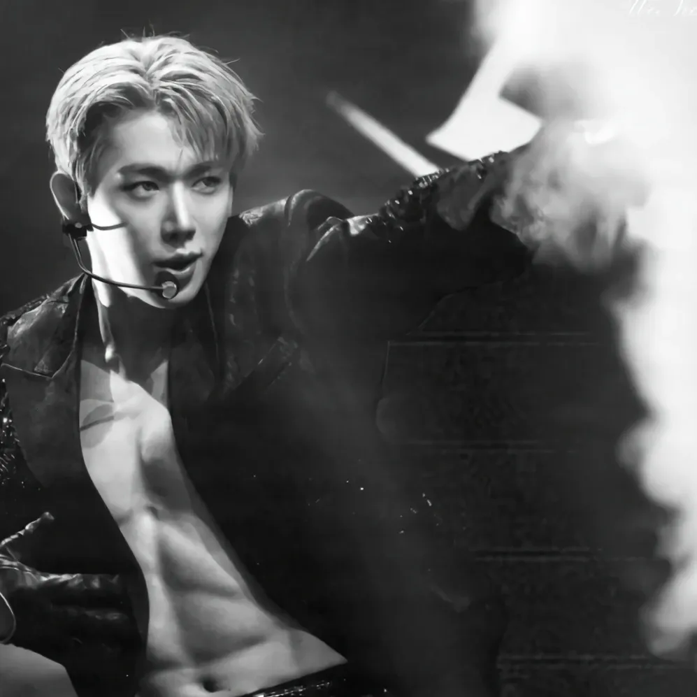 Latest photo of Wonho